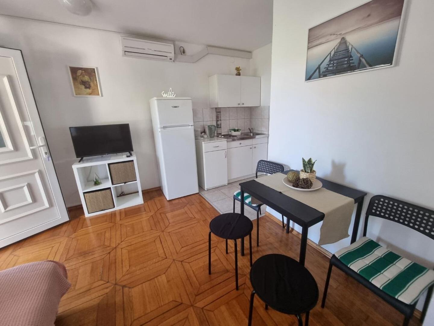 Apartments Rising Sun Vir Bagian luar foto